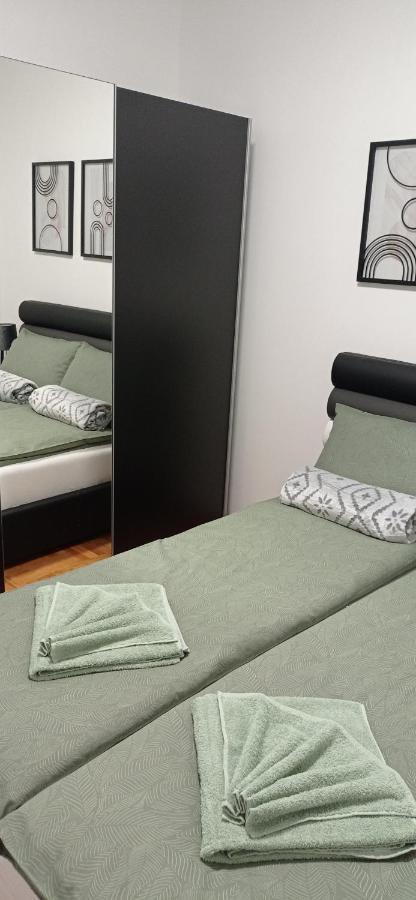 Apartman Harmonija วรินรัชกา บานยา ภายนอก รูปภาพ